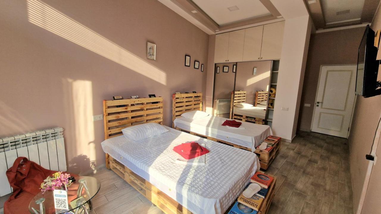 Hostel Puzzle Space Erivan Exterior foto